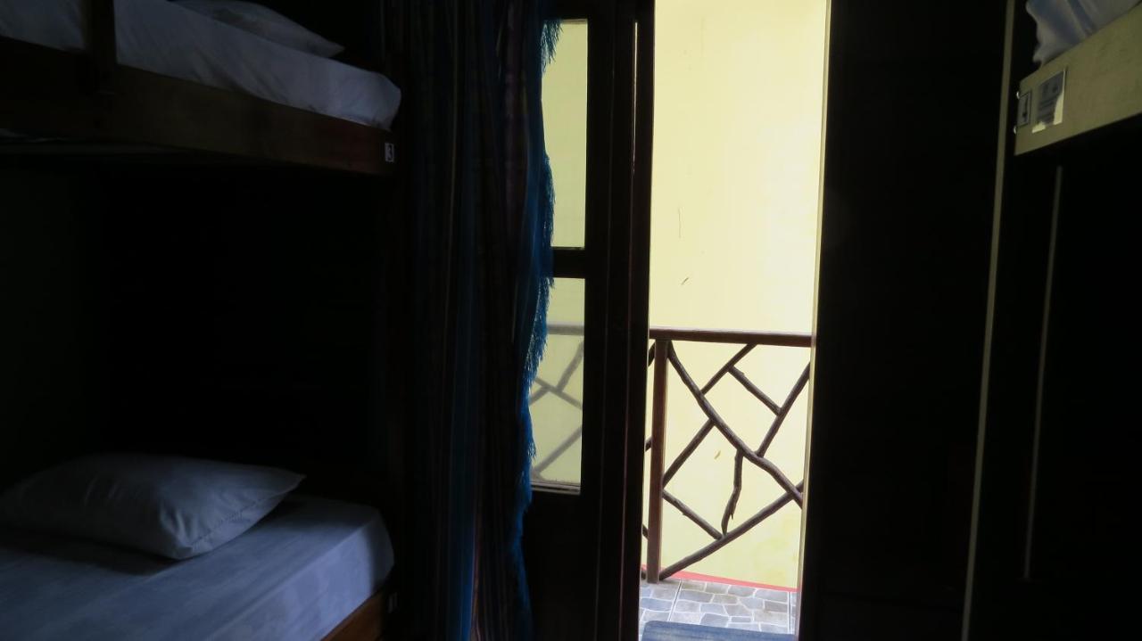 Esperanto Bed&Breakfast Surf Hostel Montañita Exterior foto