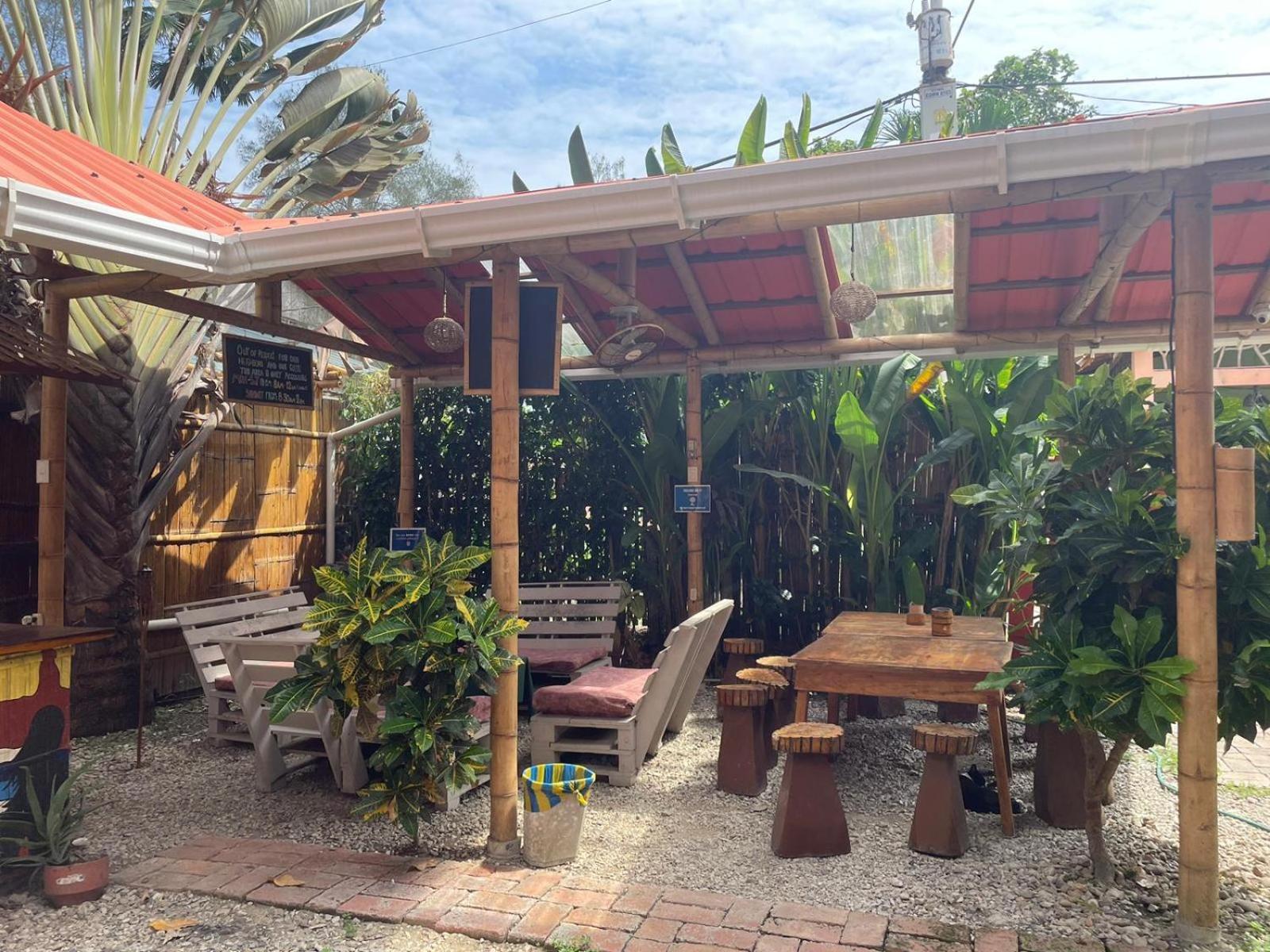 Esperanto Bed&Breakfast Surf Hostel Montañita Exterior foto
